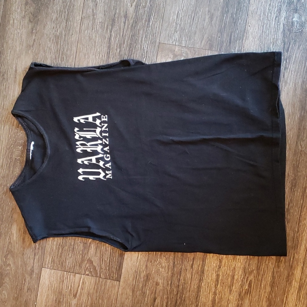Varla magazine t-shirt